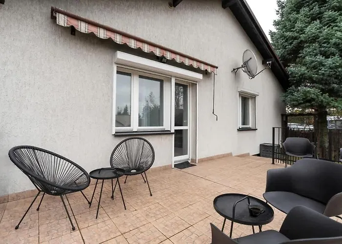 Spacious House With Balcony Ideal For Families By Noclegi Renters